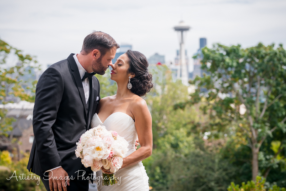 Best Seattle wedding photographer
